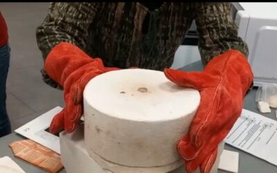 Taller de joyería cerámica con material reciclado. Taller Presencial